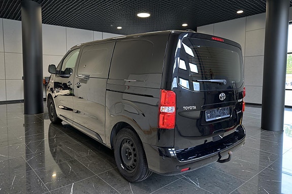 Toyota Proace 7 of 30
