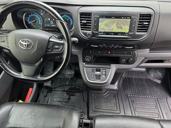 Toyota Proace 26 of 30