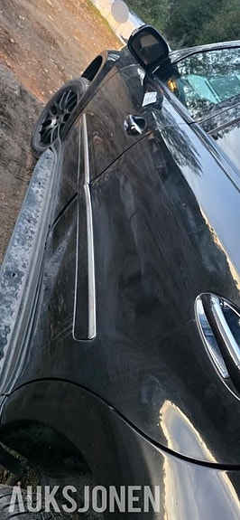 Mercedes-Benz gl 13 of 18