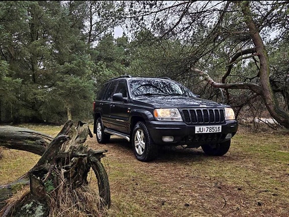 Jeep Grand Cherokee 2 of 25