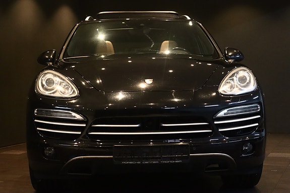 Porsche Cayenne 5 of 30