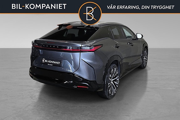 Lexus RZ450e 3 of 22