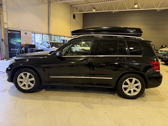 Mercedes-Benz GLK220 11 of 30