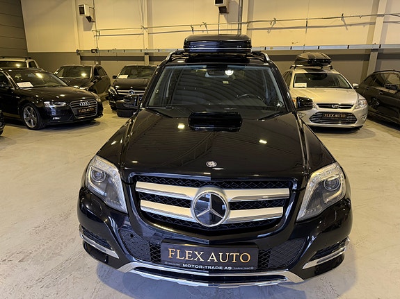 Mercedes-Benz GLK220 3 of 30