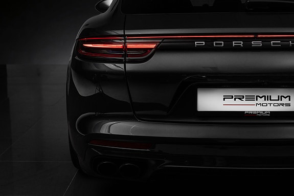 Porsche Panamera 12 of 30
