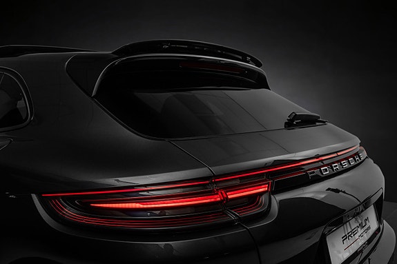 Porsche Panamera 10 of 30