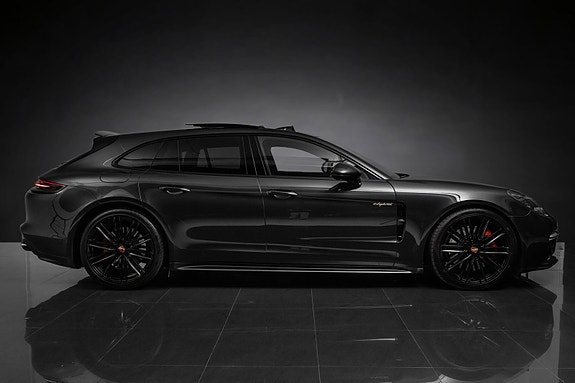 Porsche Panamera 6 of 30
