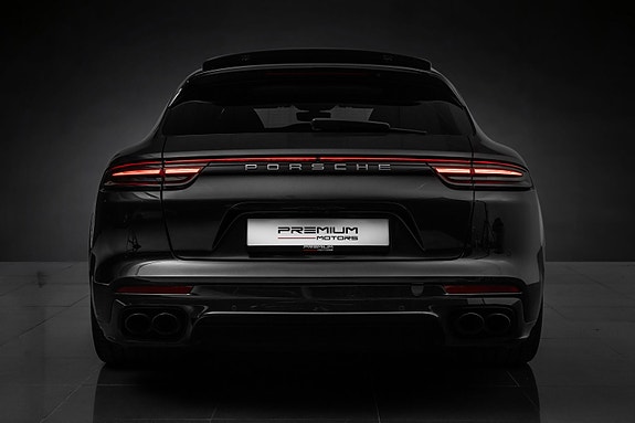 Porsche Panamera 8 of 30