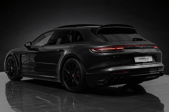 Porsche Panamera 7 of 30