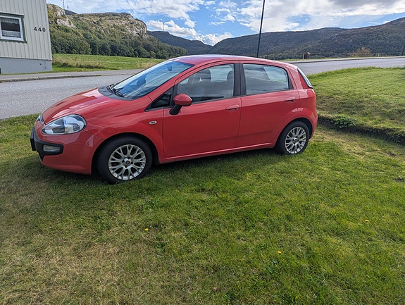 Fiat Grande Punto 12 of 13