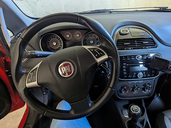Fiat Grande Punto 9 of 13