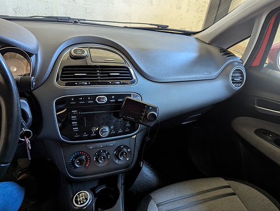 Fiat Grande Punto 10 of 13