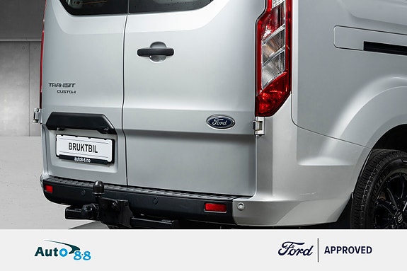 Ford Transit Custom 27 of 29