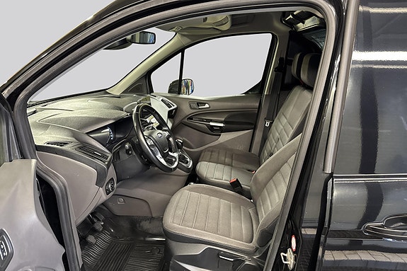 Ford Transit Connect 7 of 17