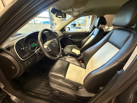 Saab 9-3 14 of 30