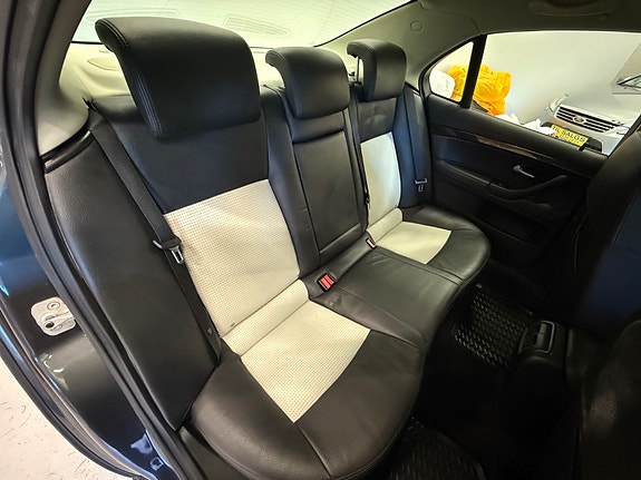 Saab 9-3 18 of 30