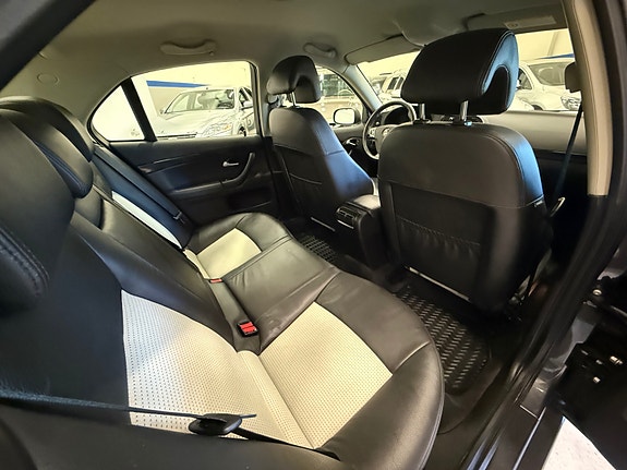 Saab 9-3 16 of 30