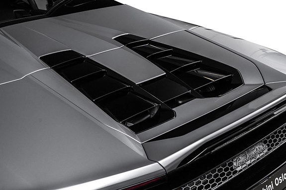 Lamborghini Huracan 22 of 30