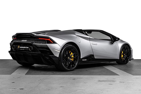 Lamborghini Huracan 14 of 30