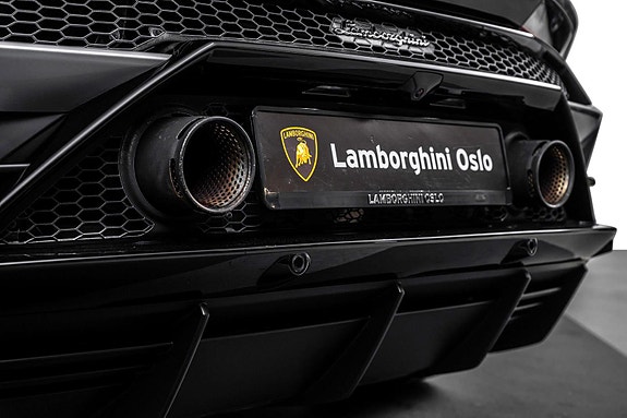 Lamborghini Huracan 20 of 30