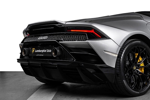 Lamborghini Huracan 16 of 30