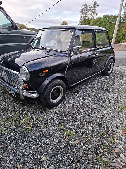 BMC Mini 2 of 8