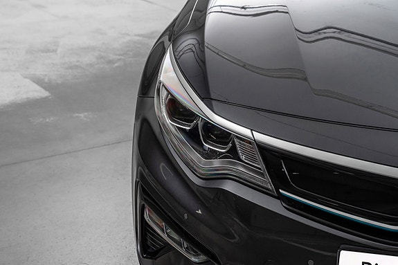 Kia Optima 4 of 29
