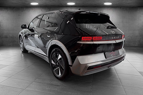 Hyundai Ioniq 5 3 of 23