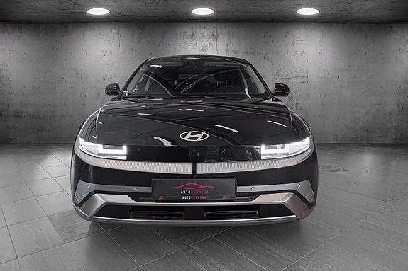 Hyundai Ioniq 5 8 of 23