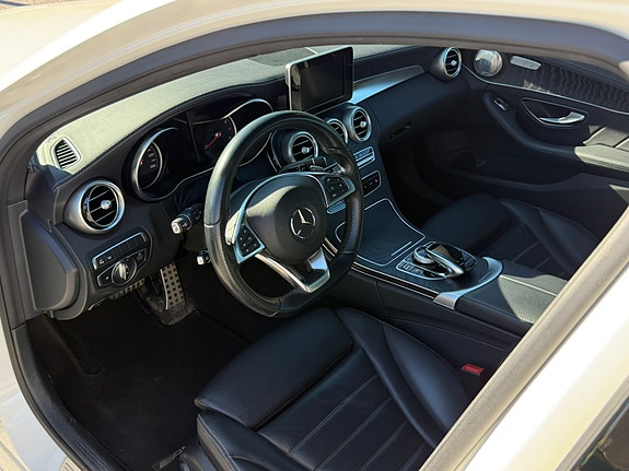 Mercedes-Benz C350 e 11 of 28