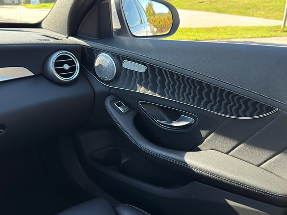 Mercedes-Benz C350 e 15 of 28