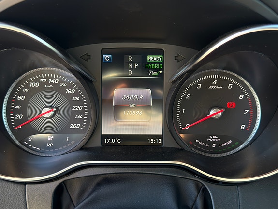 Mercedes-Benz C350 e 19 of 28