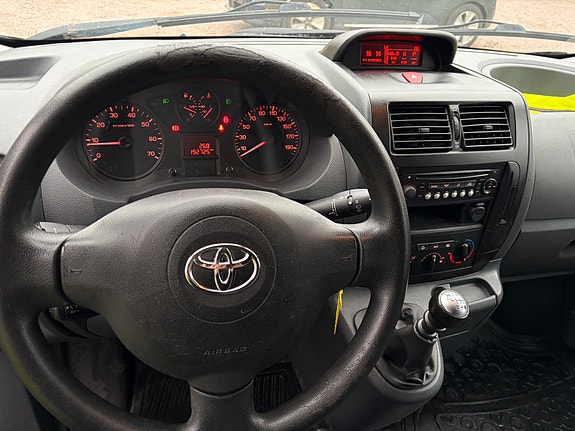 Toyota Proace 19 of 24
