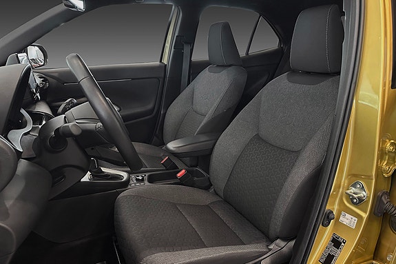 Toyota Yaris Cross 11 of 24