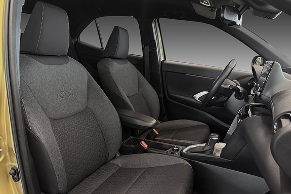 Toyota Yaris Cross 21 of 24