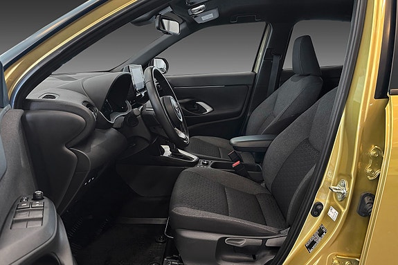 Toyota Yaris Cross 10 of 24