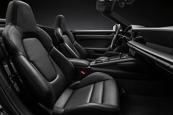 Porsche 911 18 of 30