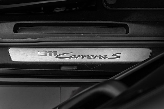 Porsche 911 20 of 30