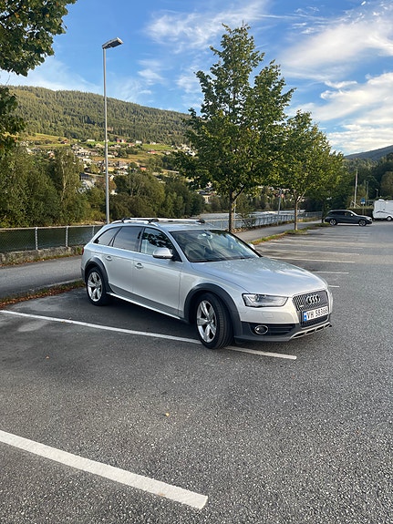 Audi A4 allroad 4 of 13