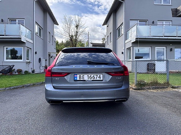 Volvo V90 18 of 28
