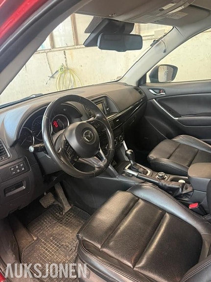 Mazda CX-5 9 of 12