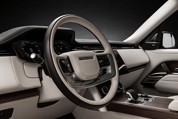 Land Rover Range Rover 16 of 30