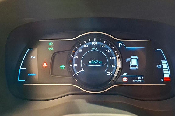 Hyundai Kona 10 of 27