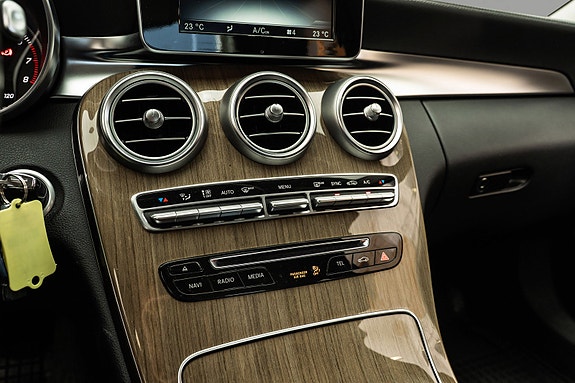 Mercedes-Benz 180 30 of 30