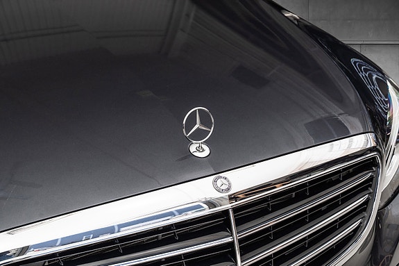 Mercedes-Benz 180 11 of 30