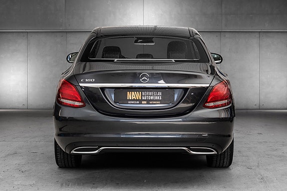 Mercedes-Benz 180 7 of 30
