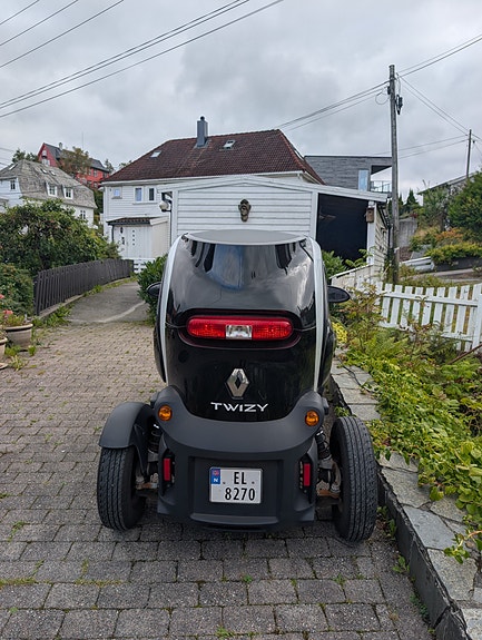 Renault Twizy 3 of 12