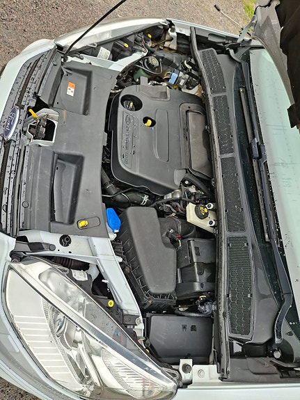 Ford S-MAX 4 of 14