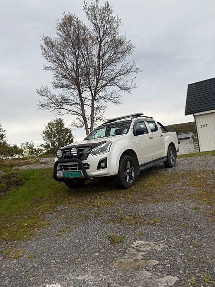 Isuzu D-max 4 of 14