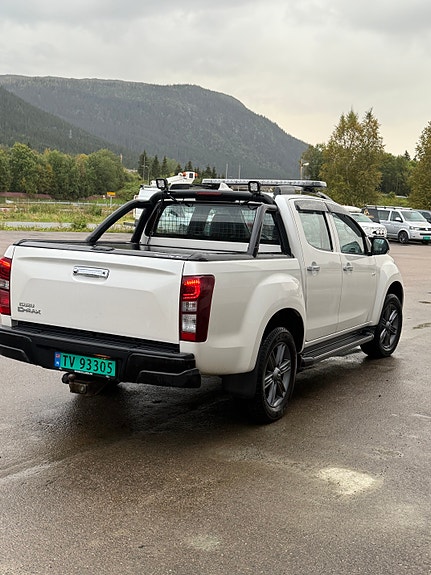 Isuzu D-max 3 of 14